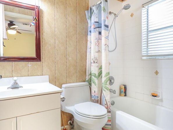 15857 87th Trail N, Palm Beach Gardens FL 33418