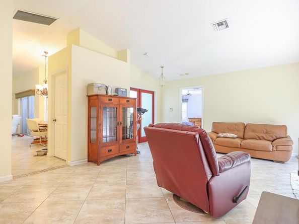 15857 87th Trail N, Palm Beach Gardens FL 33418