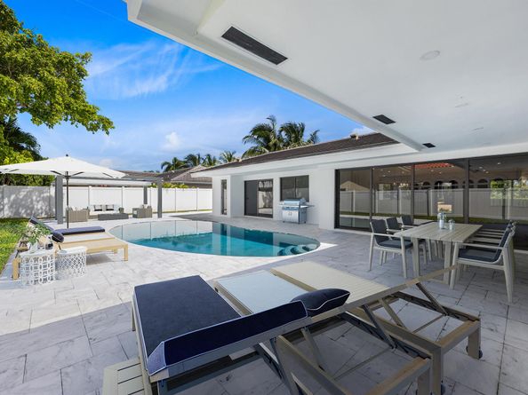 4121 NE 31st Avenue, Lighthouse Point FL 33064