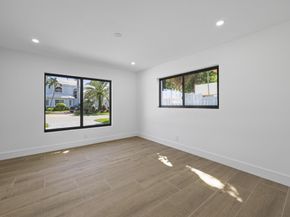 4121 NE 31st Avenue, Lighthouse Point FL 33064