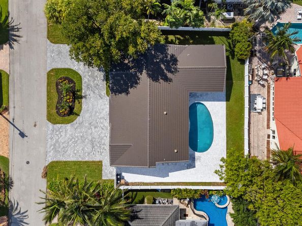 4121 NE 31st Avenue, Lighthouse Point FL 33064