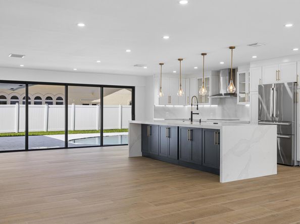 4121 NE 31st Avenue, Lighthouse Point FL 33064