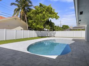 4121 NE 31st Avenue, Lighthouse Point FL 33064