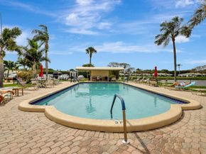 515 High Point Drive B, Delray Beach FL 33445