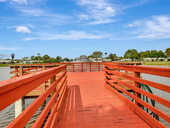 515 High Point Drive B, Delray Beach FL 33445