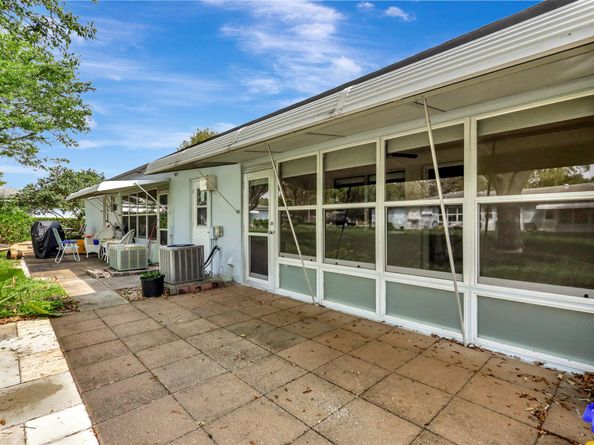 515 High Point Drive B, Delray Beach FL 33445