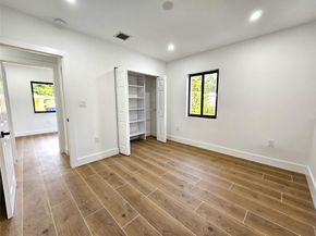 1561 SW 23rd Ave, Fort Lauderdale FL 33312