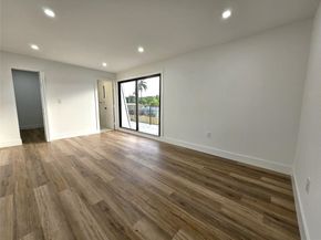 1561 SW 23rd Ave, Fort Lauderdale FL 33312