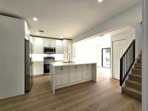 1561 SW 23rd Ave, Fort Lauderdale FL 33312