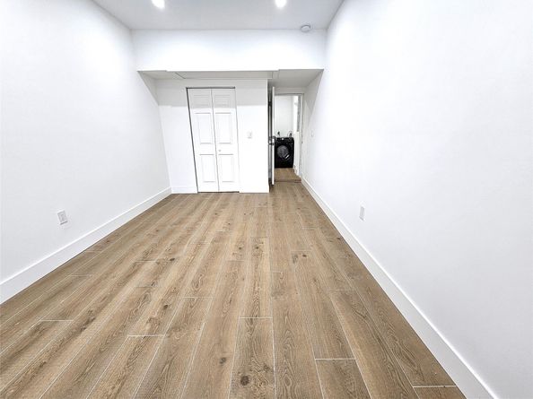 1561 SW 23rd Ave, Fort Lauderdale FL 33312