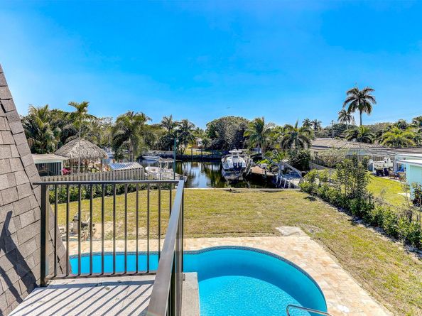 1561 SW 23rd Ave, Fort Lauderdale FL 33312