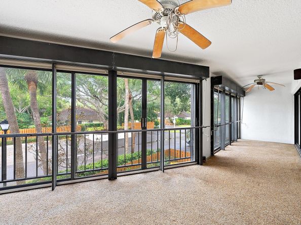 1660 Twelve Oaks Way 205, North Palm Beach FL 33408