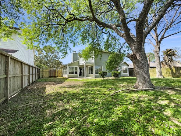 15415 Woodhorn Drive, Houston TX 77062