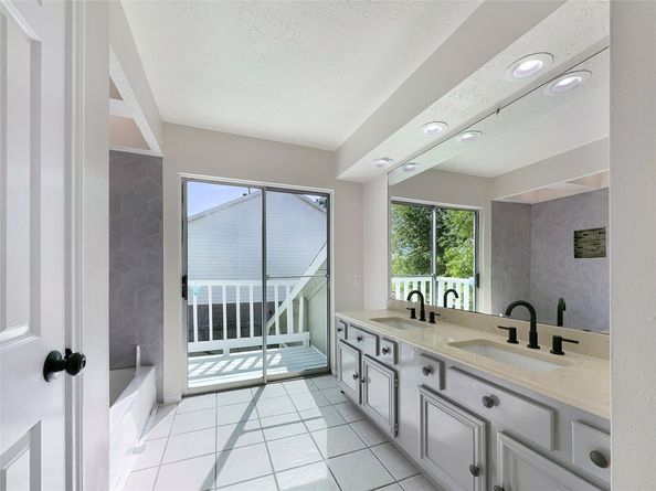15415 Woodhorn Drive, Houston TX 77062