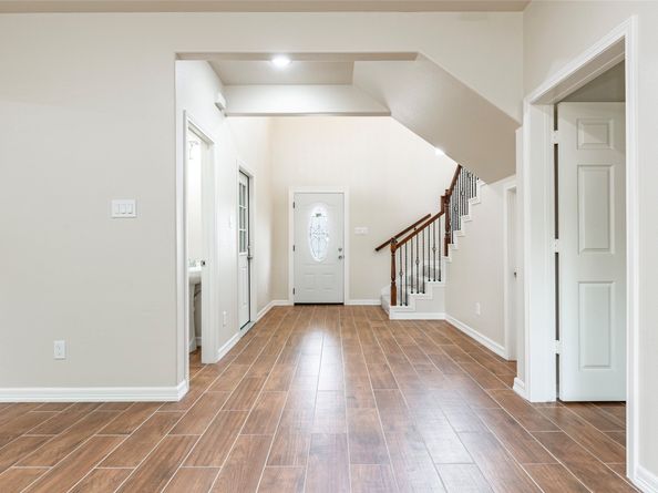 9718 Bennett Street, Houston TX 77029