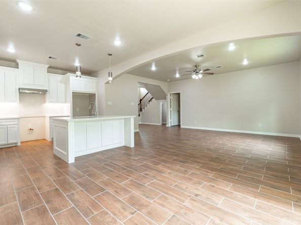 9718 Bennett Street, Houston TX 77029