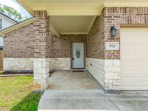 9718 Bennett Street, Houston TX 77029