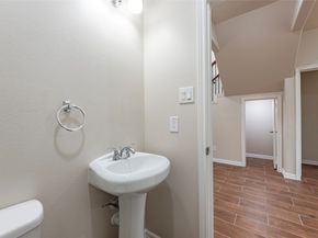 9718 Bennett Street, Houston TX 77029