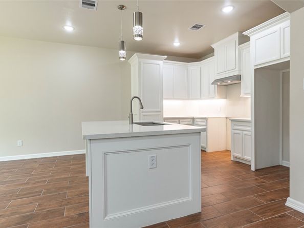 9718 Bennett Street, Houston TX 77029