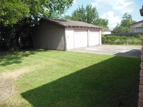 8110 Livingston, Houston TX 77051