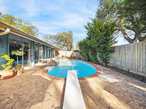 5327 Valkeith Drive, Houston TX 77096