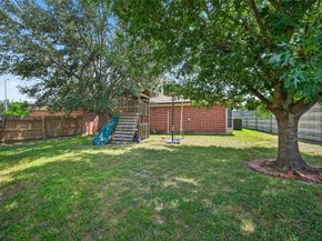 16827 Newlight Bend Drive, Houston TX 77095