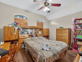 16827 Newlight Bend Drive, Houston TX 77095