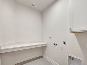 139 Silverbow Creek Way, Conroe TX 77304