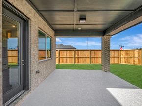 139 Silverbow Creek Way, Conroe TX 77304