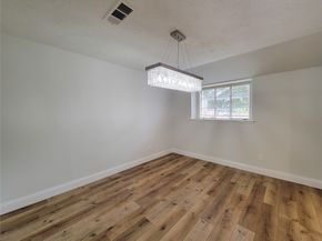 5402 Ariel Street, Houston TX 77096