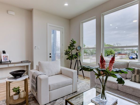 1306 Evelyn Street, Houston TX 77009