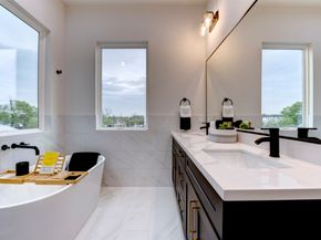 1306 Evelyn Street, Houston TX 77009