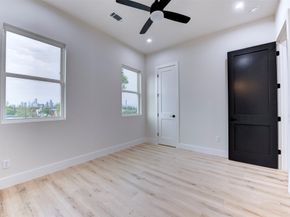1306 Evelyn Street, Houston TX 77009