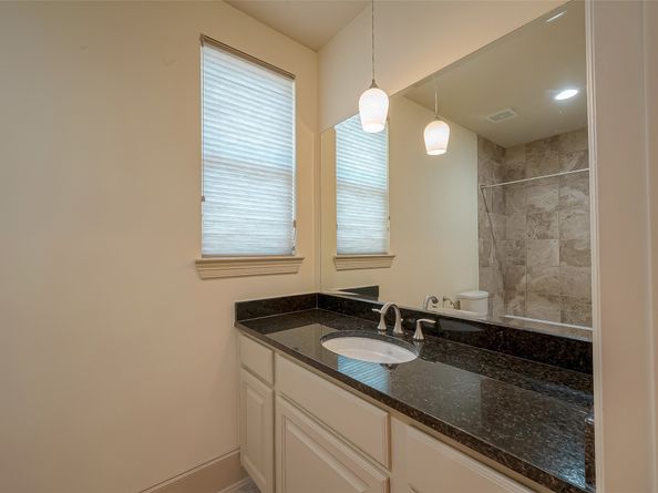 931 W 23rd Street K, Houston TX 77008