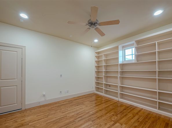 931 W 23rd Street K, Houston TX 77008