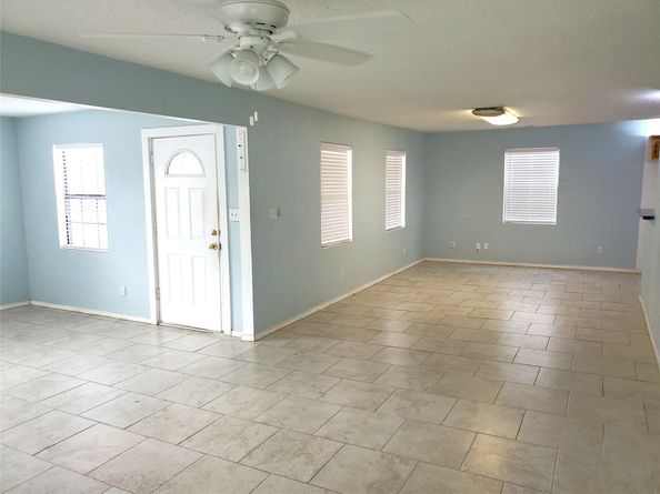 3135 Golfcrest Boulevard, Houston TX 77087