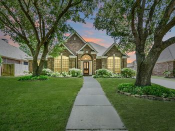 1315 Crescent Parkway Court
