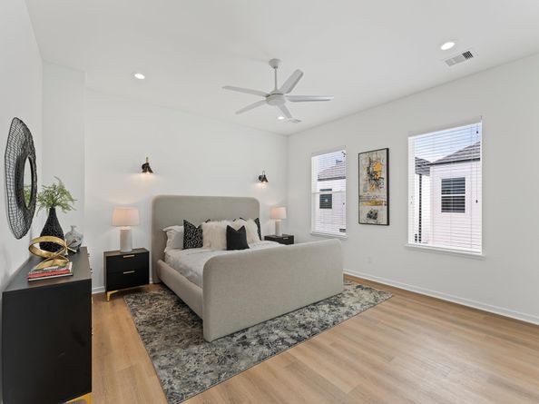 4748 Martin Hill Street, Houston TX 77018