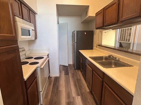 14550 Fonmeadow Drive 800, Houston TX 77035