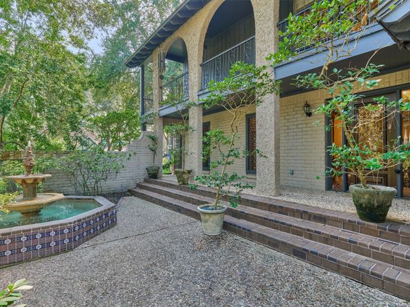 6106 Larkmount Drive, Spring TX 77389