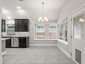 8146 Laughing Falcon Trail, Conroe TX 77385