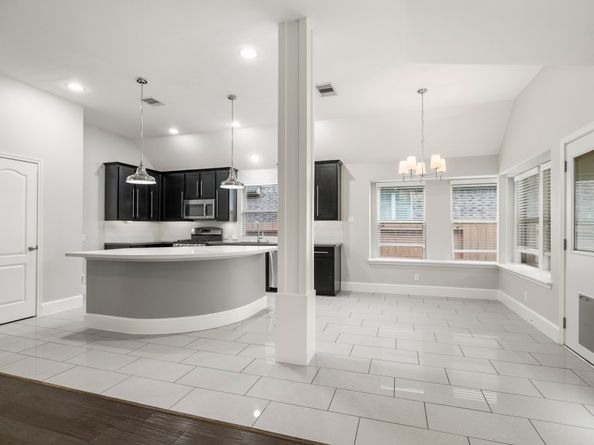 8146 Laughing Falcon Trail, Conroe TX 77385