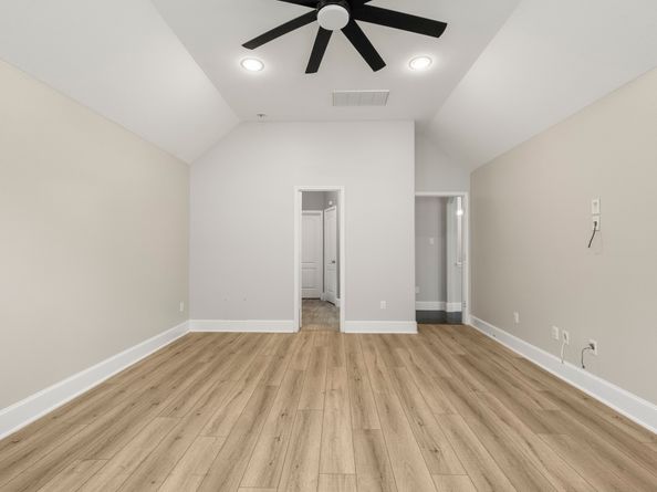 8146 Laughing Falcon Trail, Conroe TX 77385
