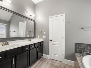 8146 Laughing Falcon Trail, Conroe TX 77385