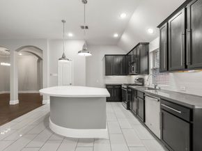 8146 Laughing Falcon Trail, Conroe TX 77385