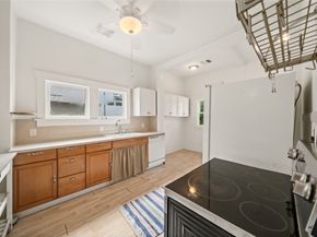 1710 White Oak Drive, Houston TX 77009