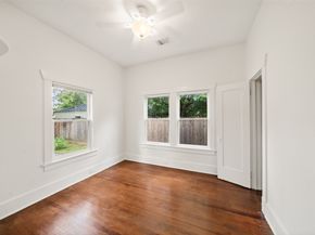 1710 White Oak Drive, Houston TX 77009