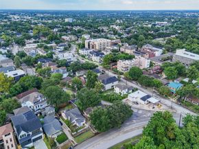 1710 White Oak Drive, Houston TX 77009