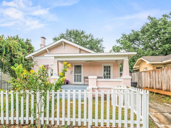 1710 White Oak Drive, Houston TX 77009