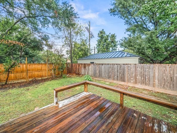 1710 White Oak Drive, Houston TX 77009